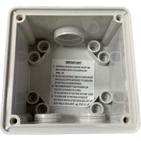 3 Phase 5 Round Pin Socket - 32Amp - IP/SC532